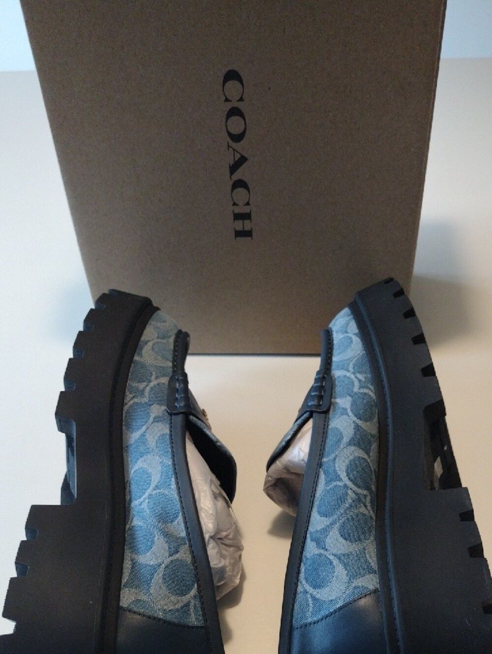 COACH Womens Denim Signature Penny Loafers. Pre-owned, Excellent Condition. - Picture 3 of 7